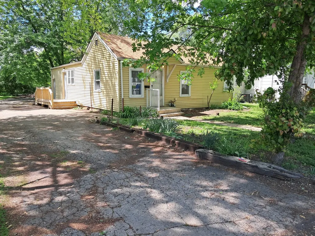 21 Wilson Avenue Joliet IL 60433