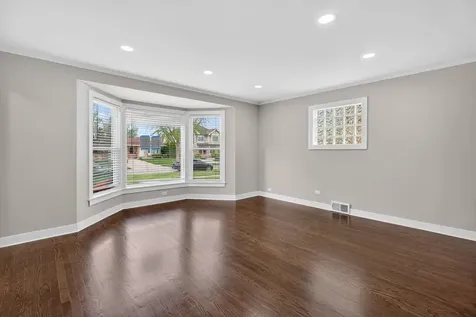 311 North Home Avenue Park Ridge IL 60068