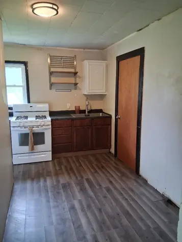 909 Cable Street Streator IL 61364