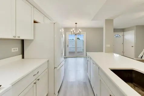 1536 Cornell Circle Hoffman Estates IL 60169