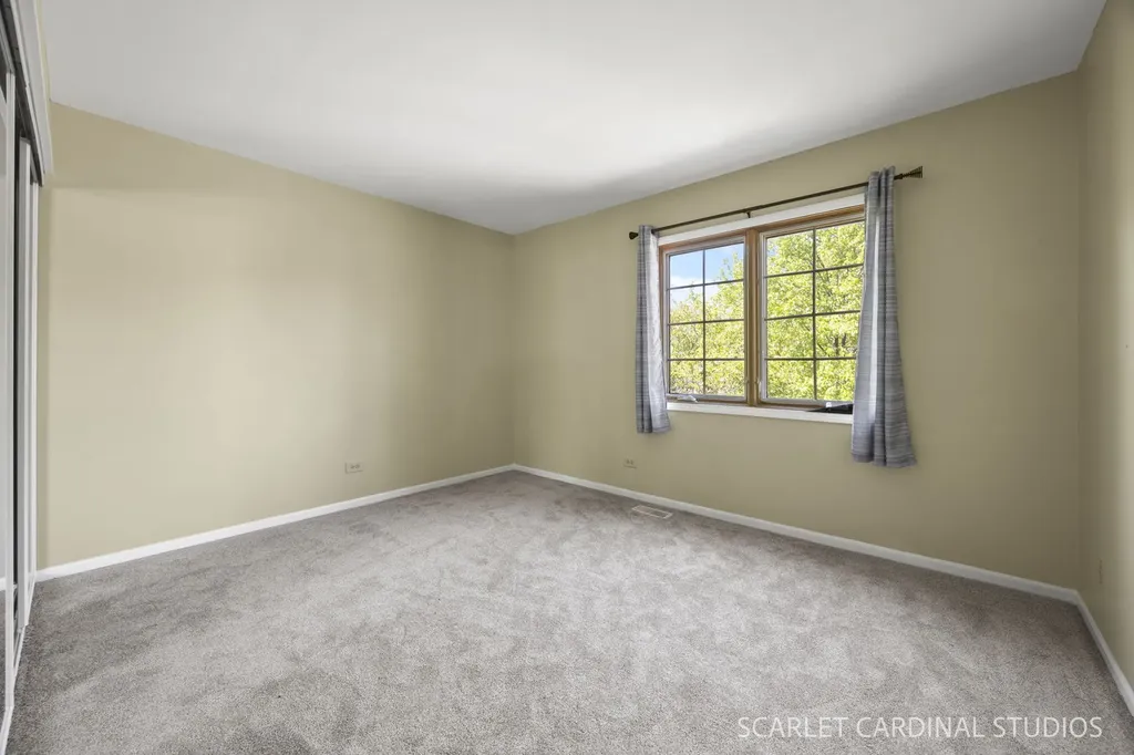 535 Chester Court Aurora IL 60504