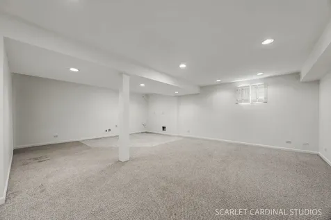 535 Chester Court Aurora IL 60504