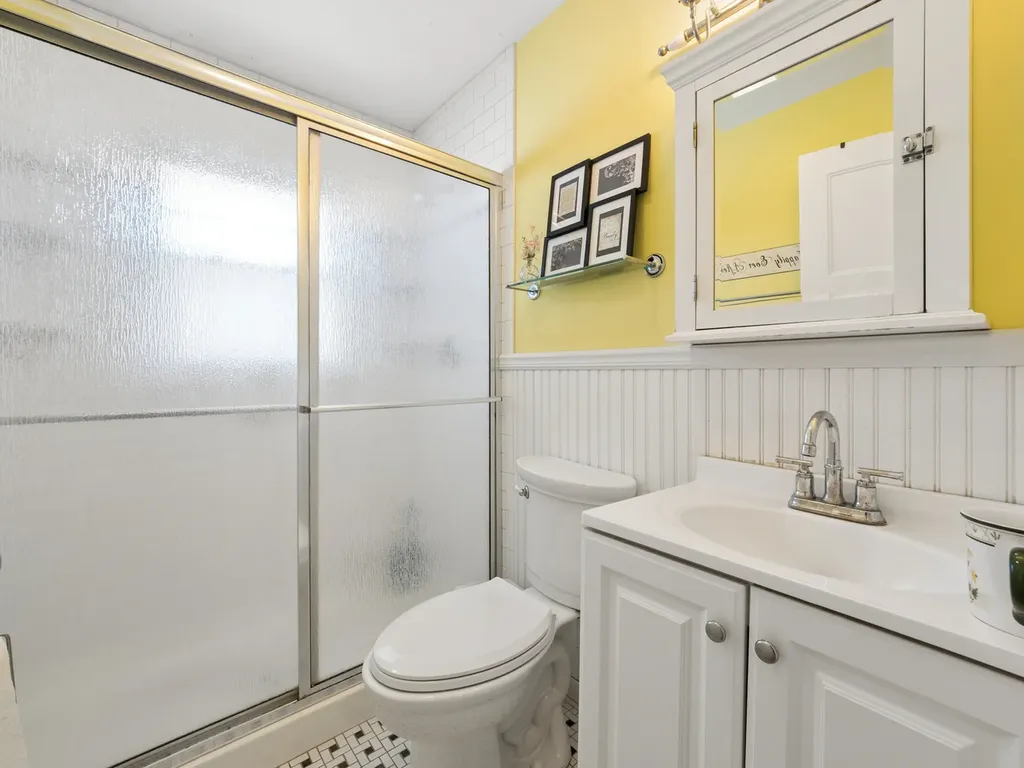 4006 Liberty Boulevard Westmont IL 60559