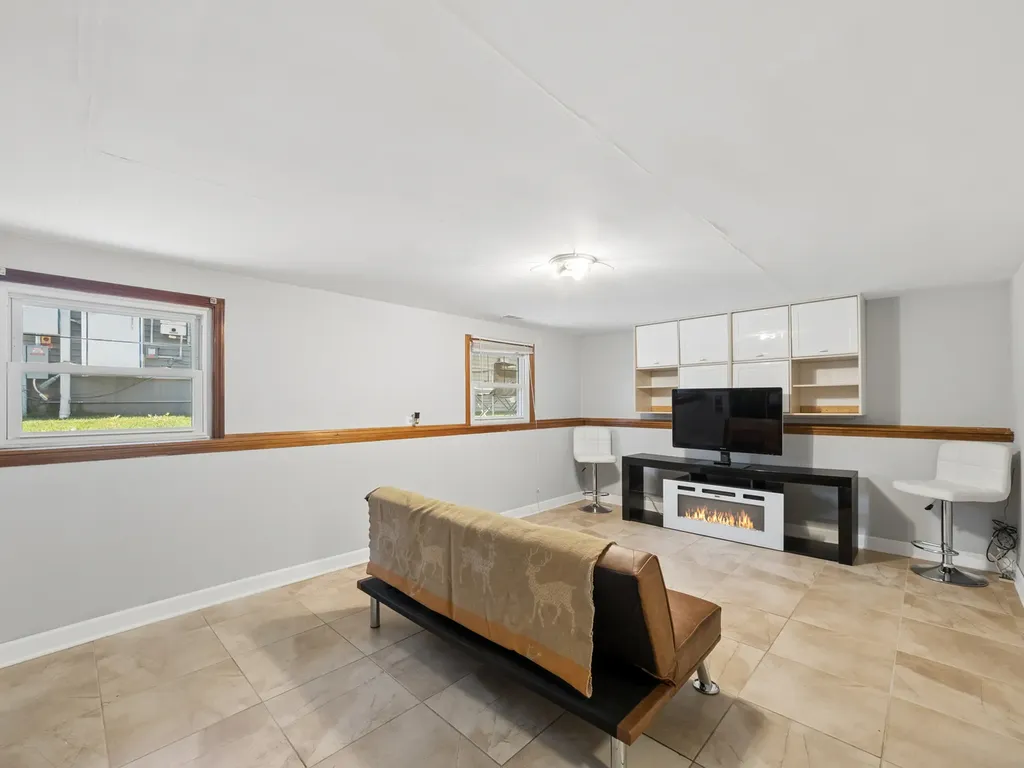 4006 Liberty Boulevard Westmont IL 60559