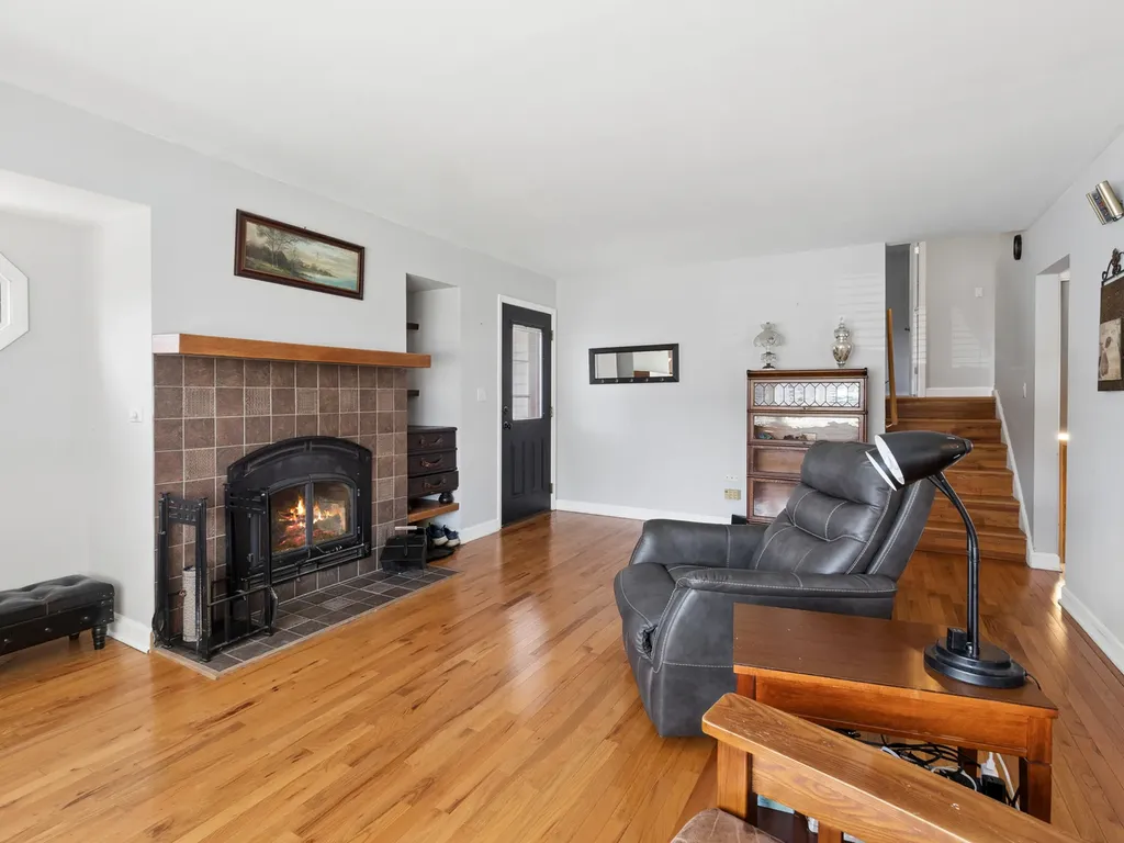 4006 Liberty Boulevard Westmont IL 60559