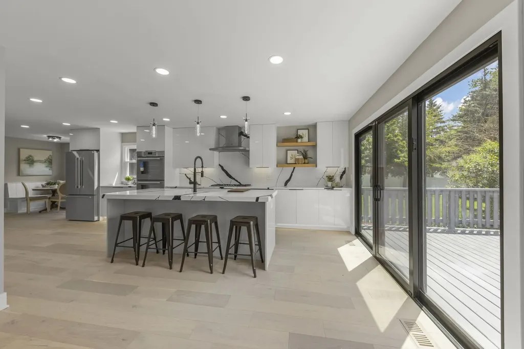 625 Edward Road Naperville IL 60540