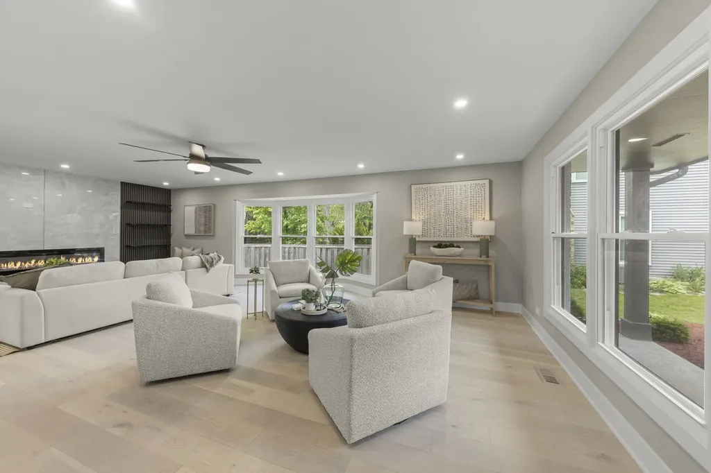 625 Edward Road Naperville IL 60540