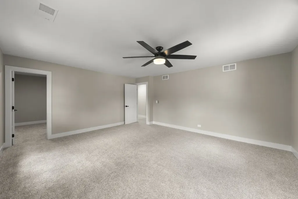 625 Edward Road Naperville IL 60540