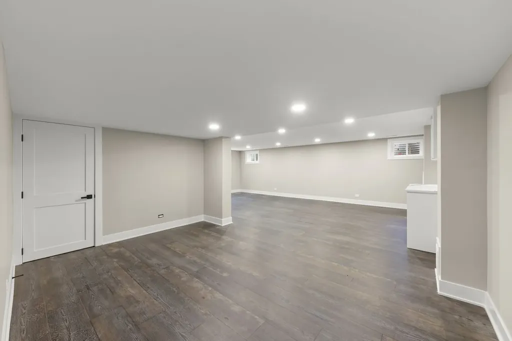 625 Edward Road Naperville IL 60540