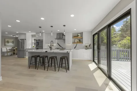 625 Edward Road Naperville IL 60540
