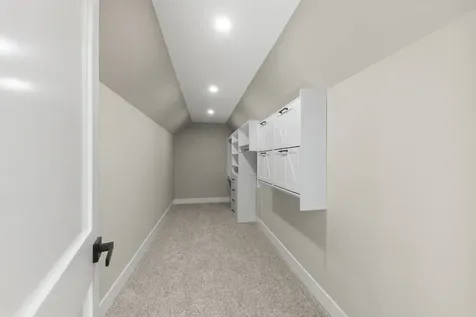 625 Edward Road Naperville IL 60540