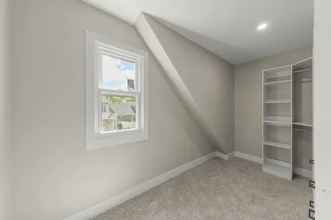 625 Edward Road Naperville IL 60540