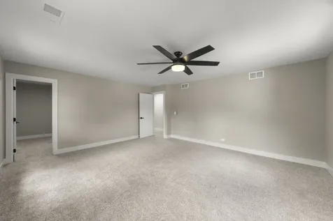 625 Edward Road Naperville IL 60540