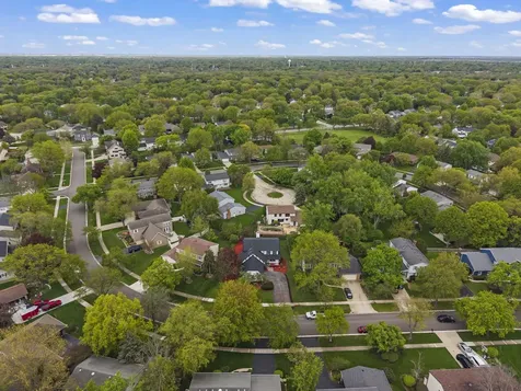 625 Edward Road Naperville IL 60540
