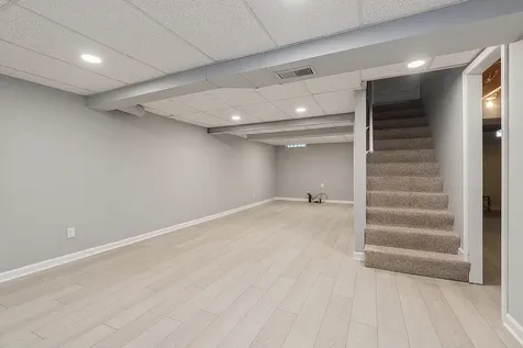 16324 Brementowne Drive Tinley Park IL 60477