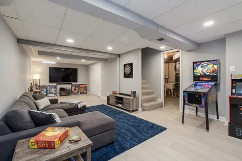 16324 Brementowne Drive Tinley Park IL 60477