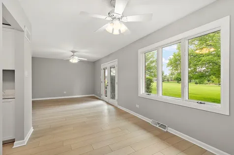 16324 Brementowne Drive Tinley Park IL 60477