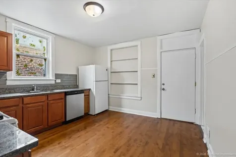 2124 Harvey Avenue Berwyn IL 60402