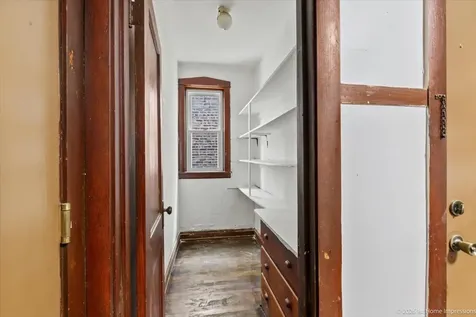2124 Harvey Avenue Berwyn IL 60402