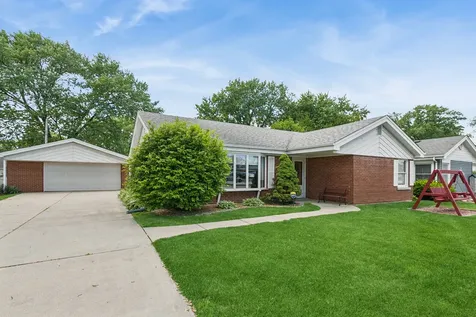 11624 South Ridgeland Avenue Worth IL 60482