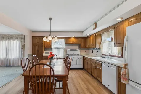 11624 South Ridgeland Avenue Worth IL 60482