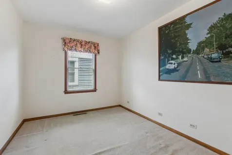 11624 South Ridgeland Avenue Worth IL 60482