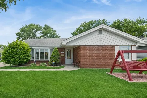 11624 South Ridgeland Avenue Worth IL 60482