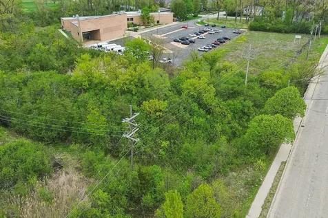 County Line Road Highland Park IL 60035