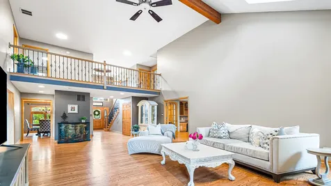 22043 Emily Lane Frankfort IL 60423