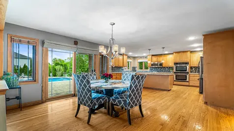 22043 Emily Lane Frankfort IL 60423