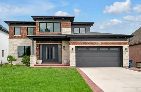 616 Birchwood Avenue Des Plaines IL 60018