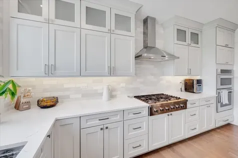 616 Birchwood Avenue Des Plaines IL 60018