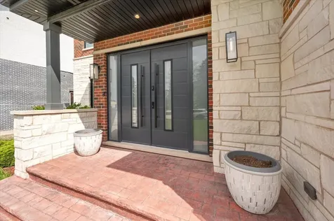 616 Birchwood Avenue Des Plaines IL 60018