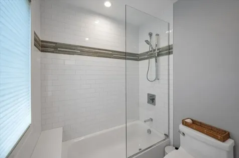 616 Birchwood Avenue Des Plaines IL 60018