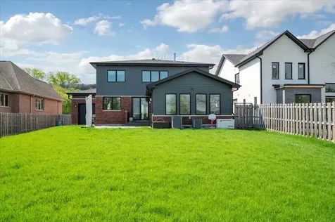 616 Birchwood Avenue Des Plaines IL 60018