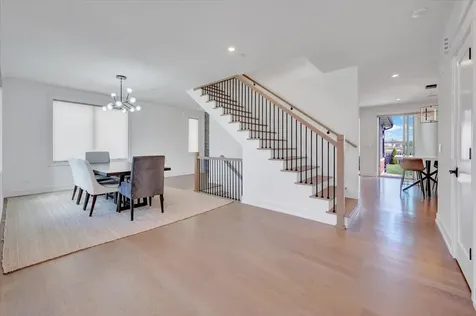 616 Birchwood Avenue Des Plaines IL 60018