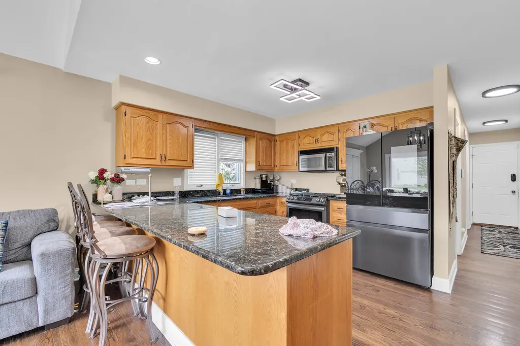 18044 Esther Drive Orland Park IL 60467