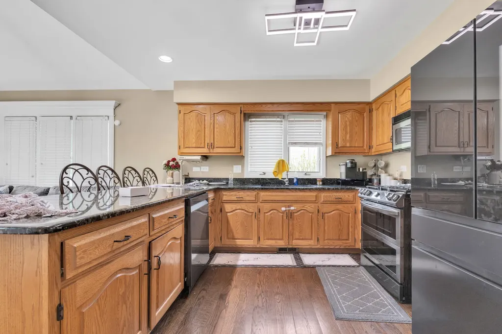 18044 Esther Drive Orland Park IL 60467