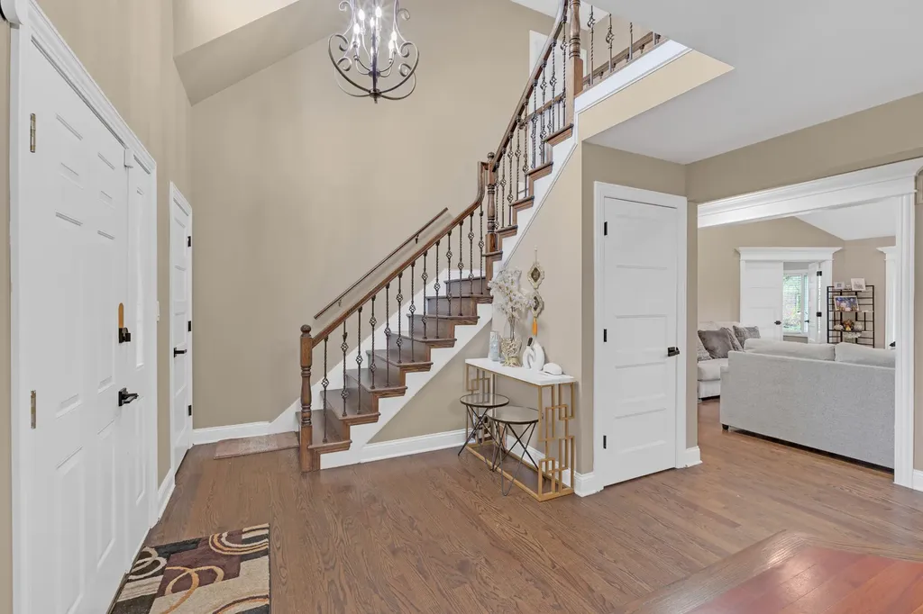 18044 Esther Drive Orland Park IL 60467