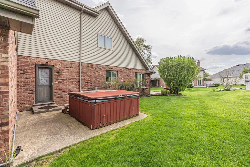 18044 Esther Drive Orland Park IL 60467