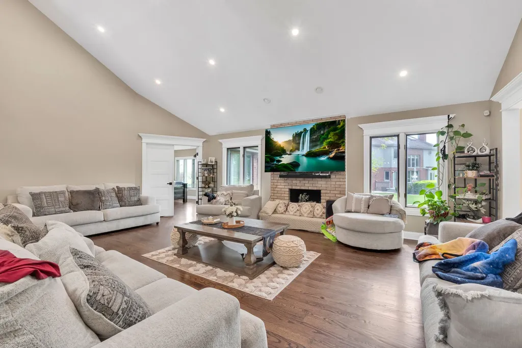 18044 Esther Drive Orland Park IL 60467