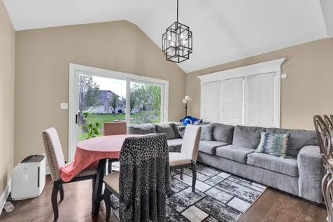 18044 Esther Drive Orland Park IL 60467