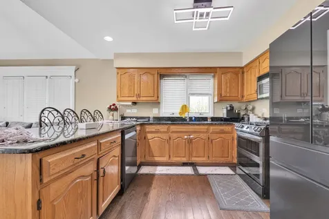 18044 Esther Drive Orland Park IL 60467