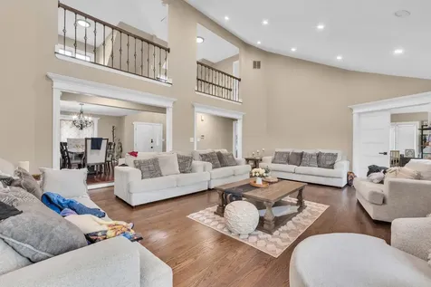 18044 Esther Drive Orland Park IL 60467