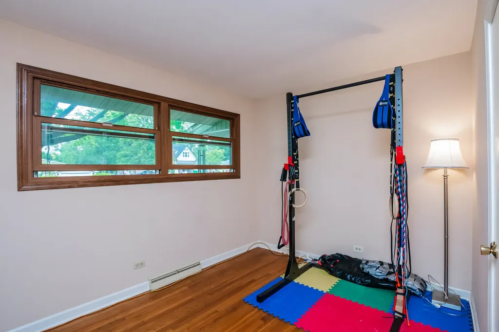 9S771 Brookbank Road Willowbrook IL 60527