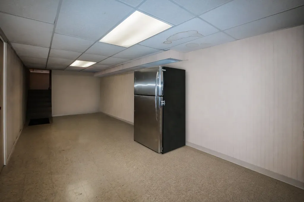 9S771 Brookbank Road Willowbrook IL 60527