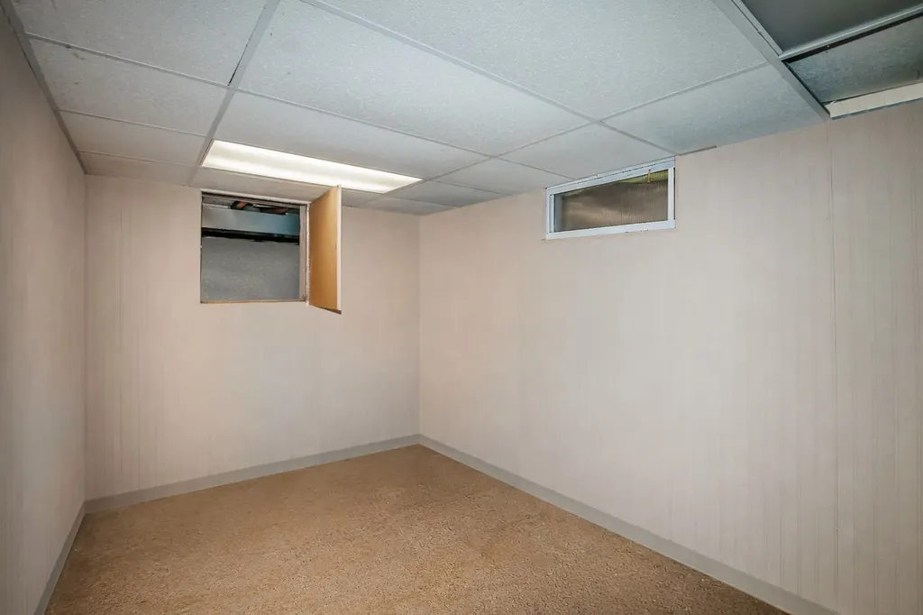 9S771 Brookbank Road Willowbrook IL 60527