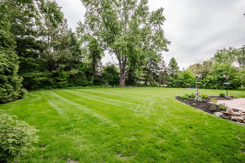 9S771 Brookbank Road Willowbrook IL 60527