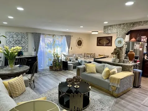7008 Oconnell Drive Chicago Ridge IL 60415
