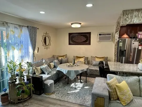 7008 Oconnell Drive Chicago Ridge IL 60415